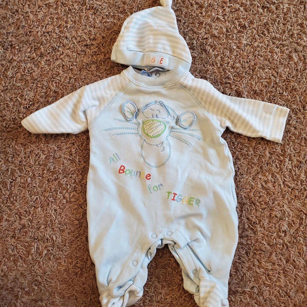 Vintage Disney Tigger Baby sleeper Hat Set 0-3 Months footed Blue Striped Cotton